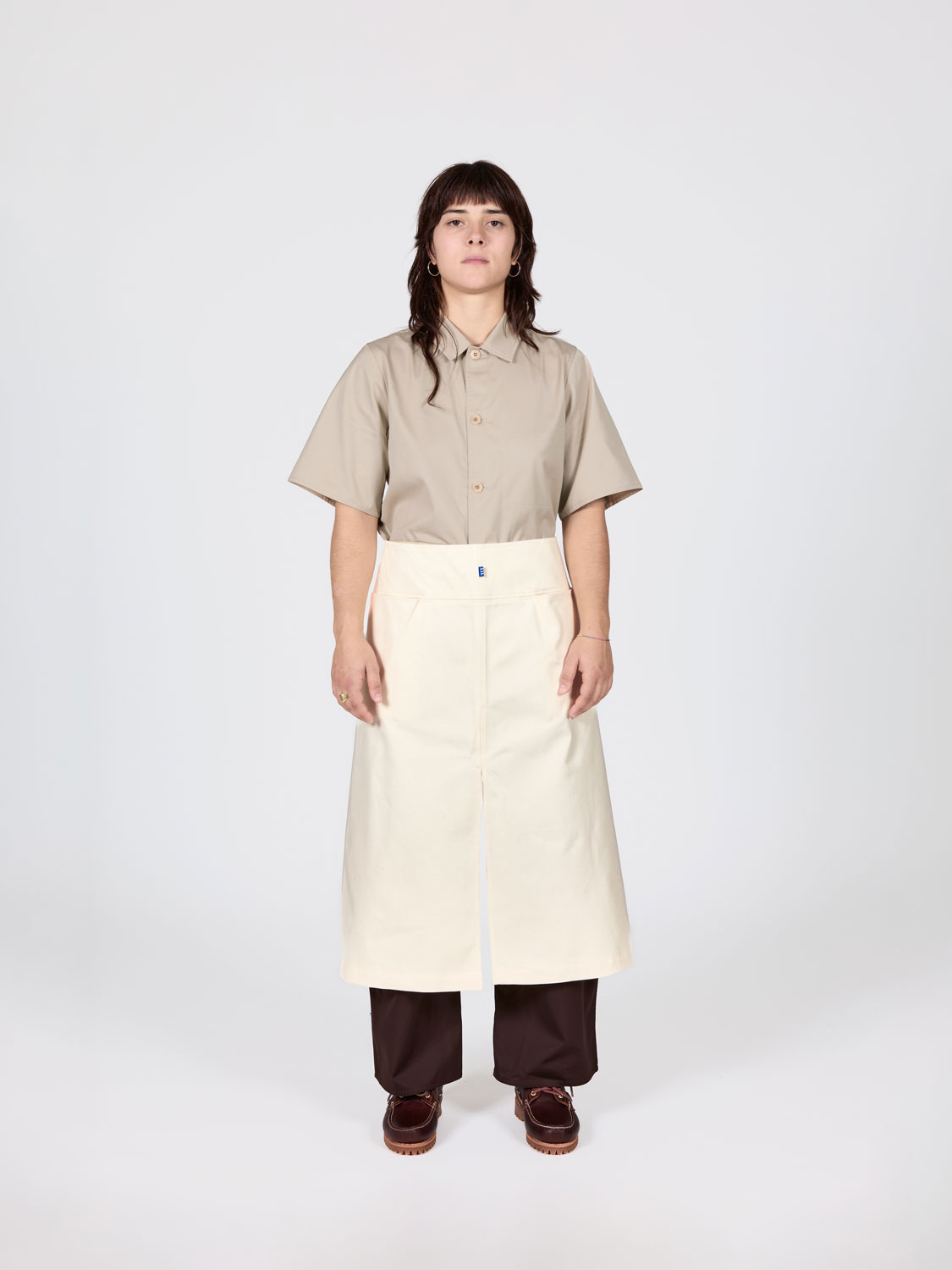 bastida for work workwear uniforme sustainable apron obu natural 01